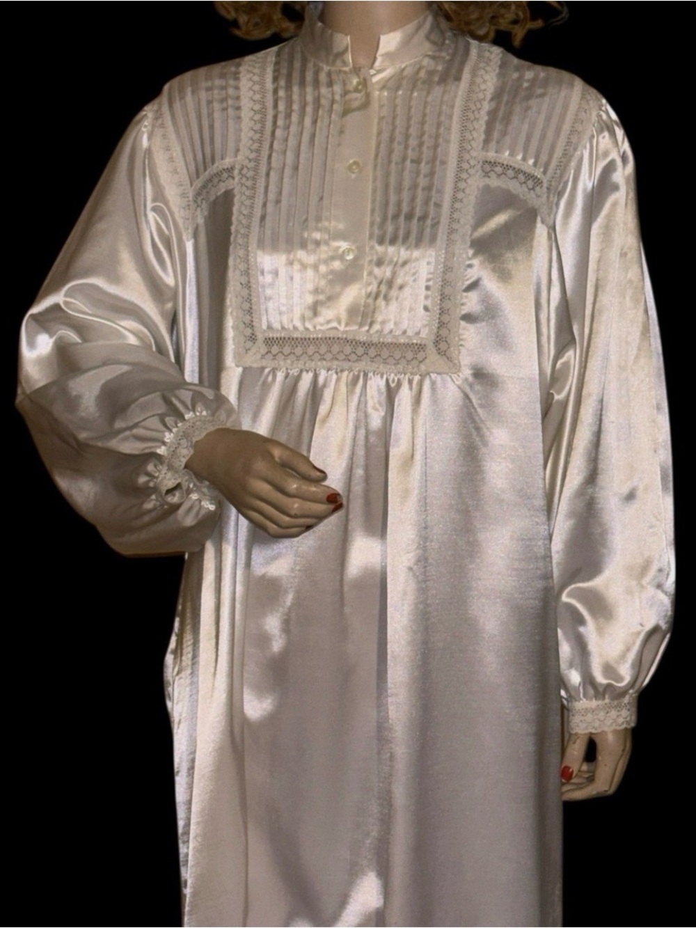 Vintage Ilise Stevens Nightgown White Satin Flannel Lined Lace Billow Sleeves L - Picture 2 of 8